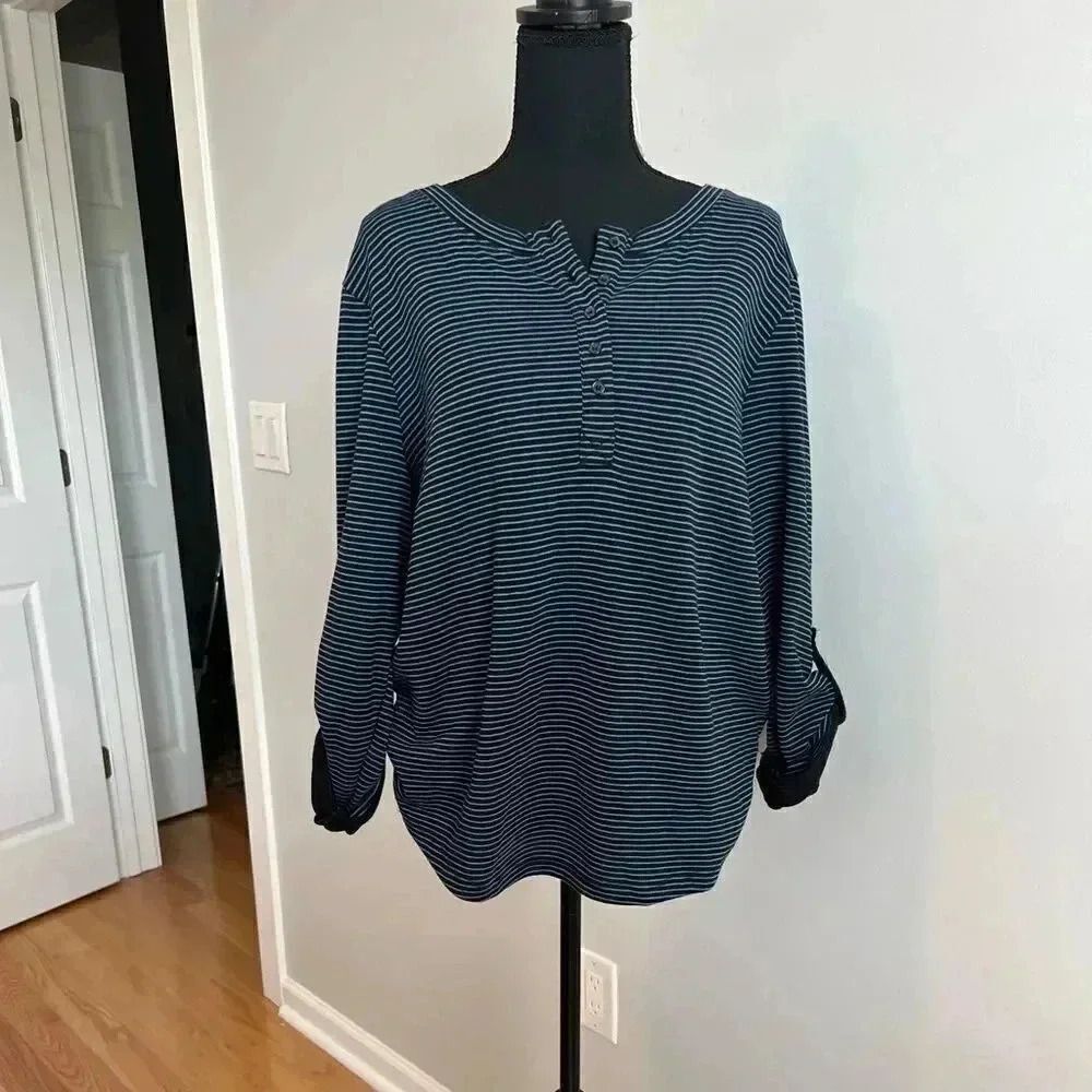 NWT Vintage America long sleeve black and blue striped
